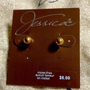 NWT Jessica gold tone nickel-free stud earrings